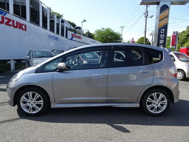 2010 HONDA FIT
